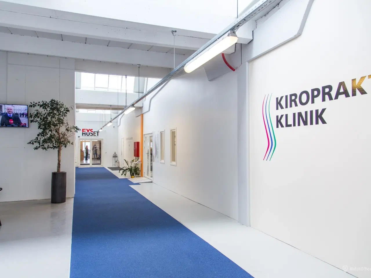Billede 10 - 12 m2 flot klinikrum + 85 m2 fælles attraktive faciliteter