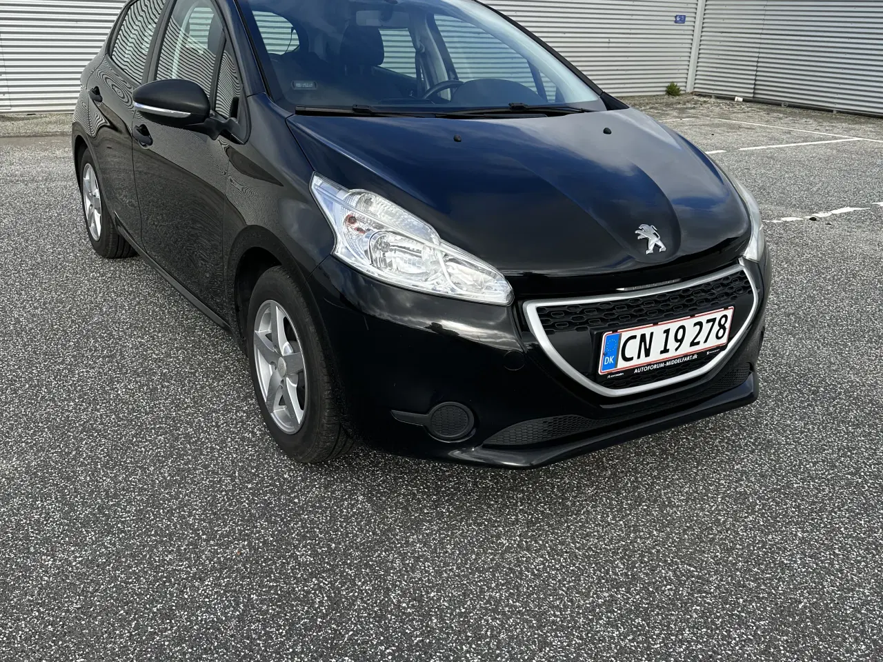 Billede 2 - Peugoet 208 1,0 vti nyrenoveret motor og nysynet