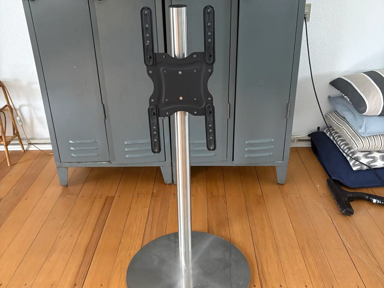 Billede 1 - Tv stander