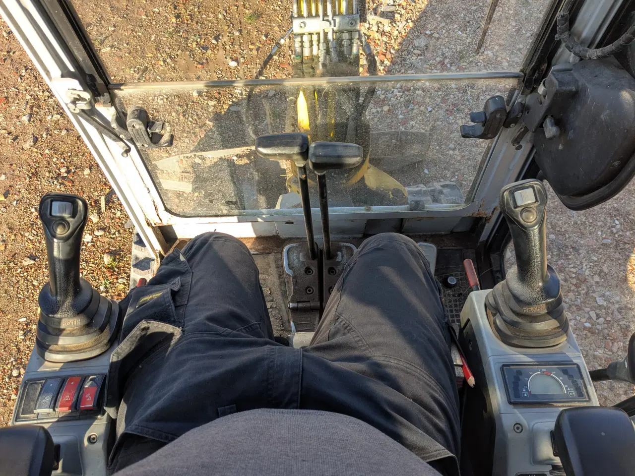 Billede 4 - minigraver 2 Tons, seriøst bud modtages