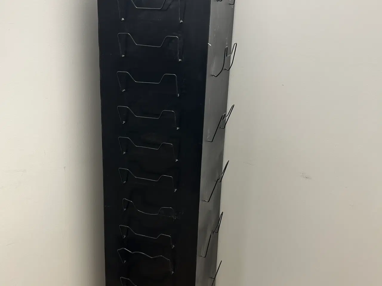 Billede 1 - Tidsskrift holder på hjul