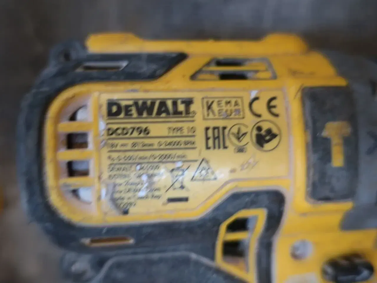 Billede 3 - 5 stk. akku håndværktøj DEWALT og lader
