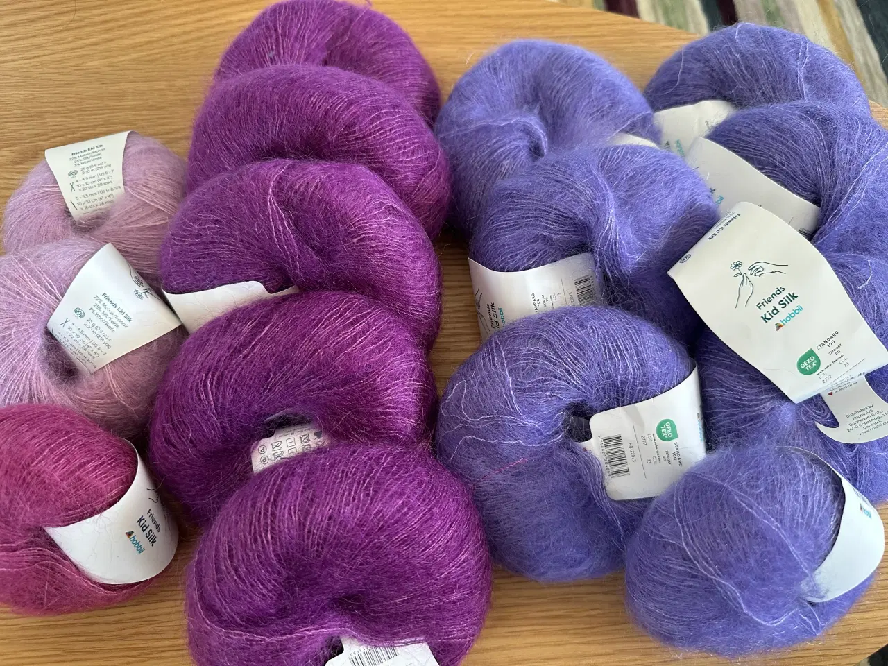 Billede 2 - 375 g. Kid Silk. Røgfrit 