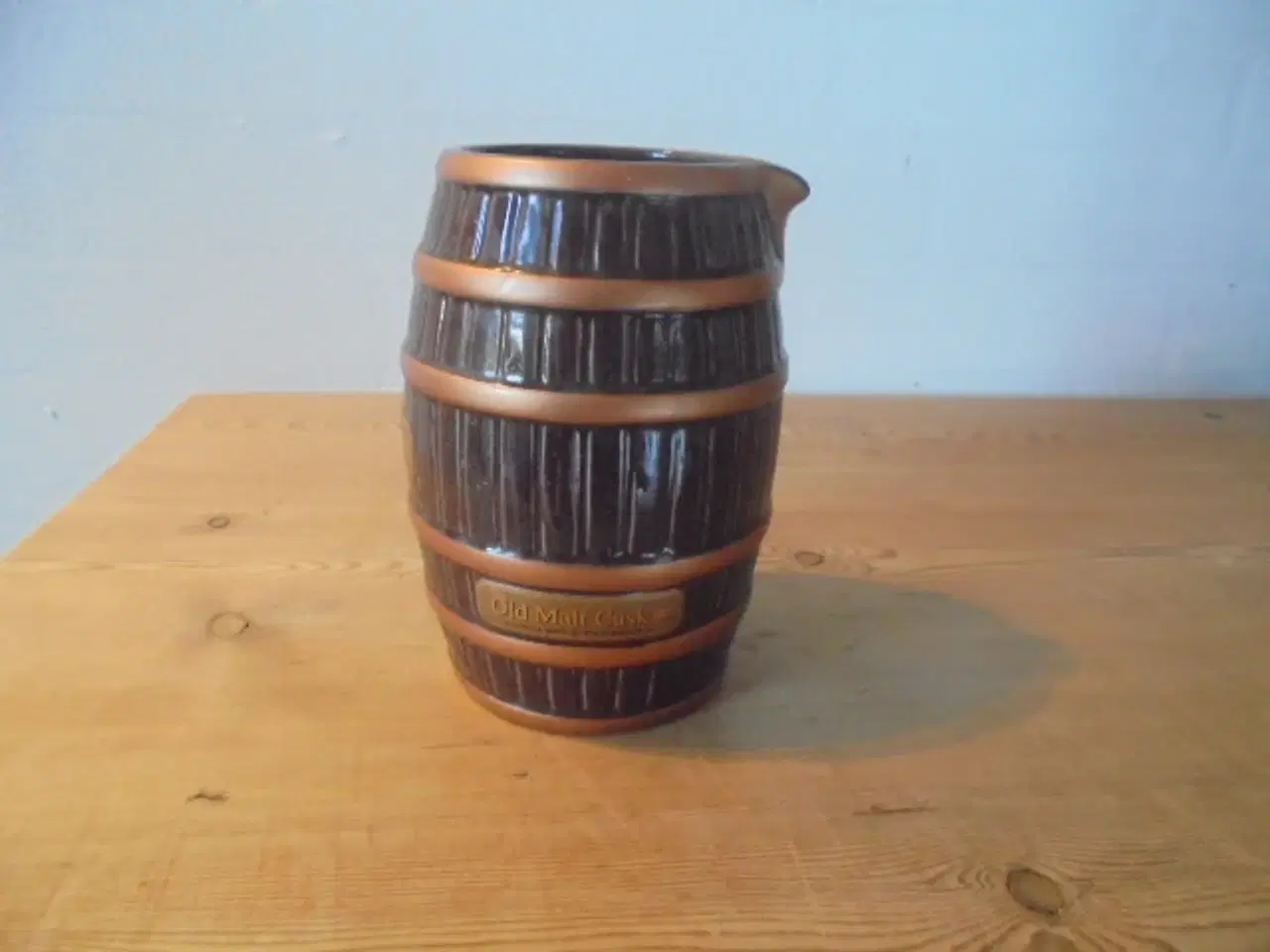 Billede 2 - Old malt Cask whiskykande formet som trætønde