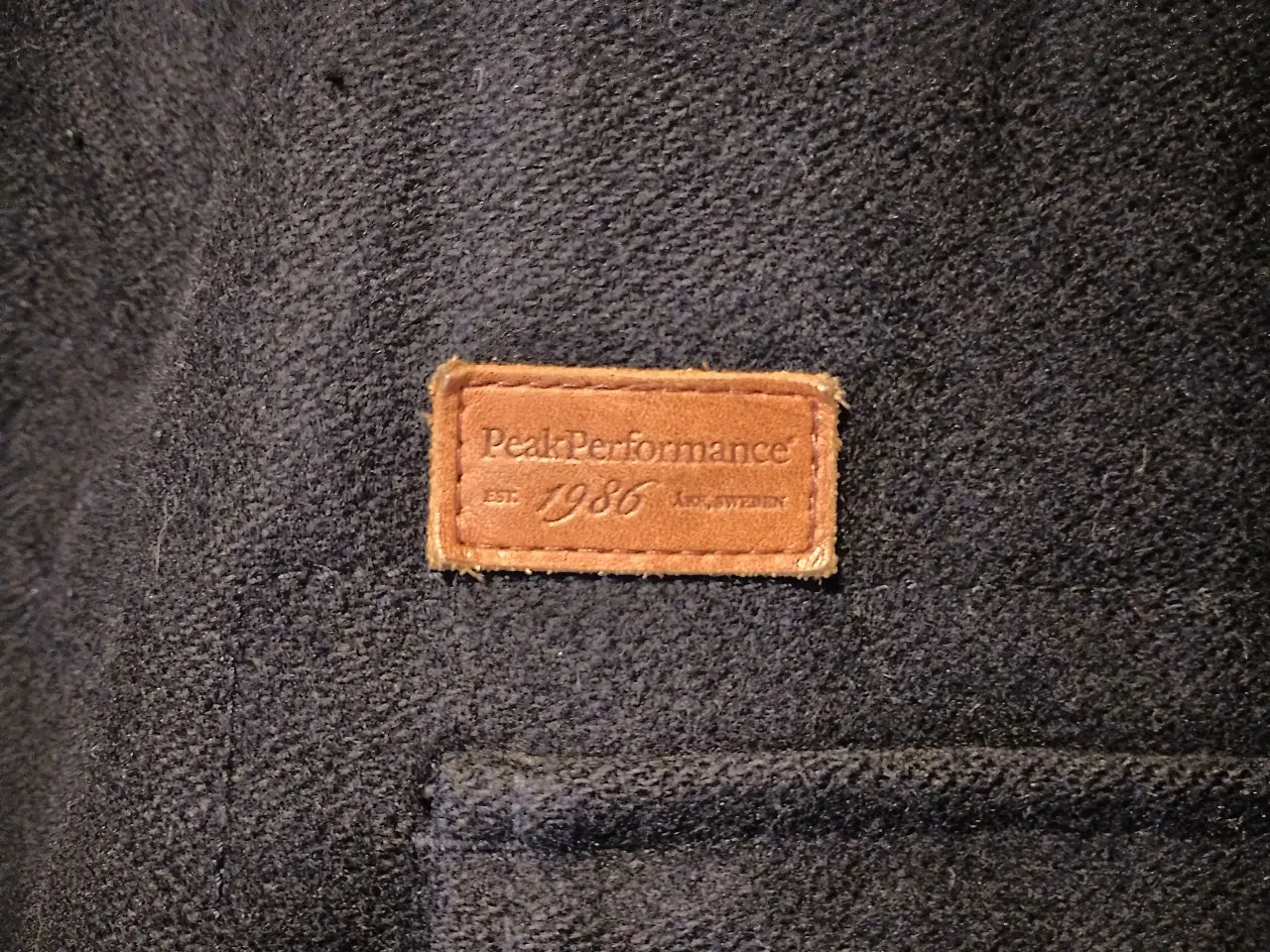Billede 3 - Peak Performance Duffel med fast Hætte Str. M.