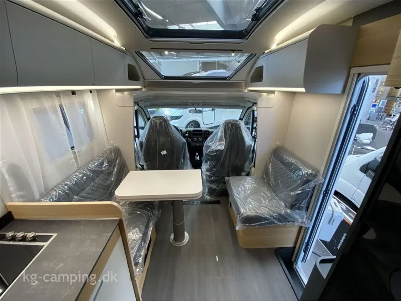 Billede 10 - 2023 - Adria Coral AXESS 650 DL   NY Adria Coral Axess 650 – 2023 | Moderne, Rummelig og Køreklar!