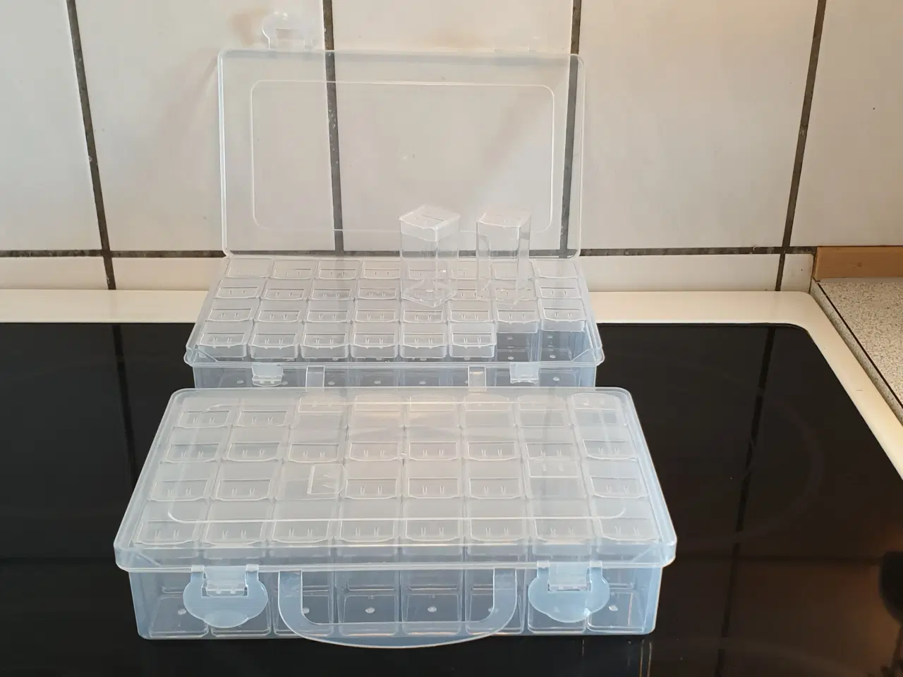 Billede 1 - Bøtter til perler NYE 1stk15kr