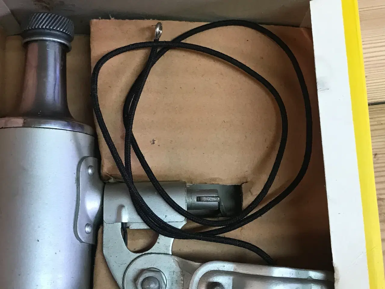 Billede 3 - Bosch Cykel dynamo Lygte. 