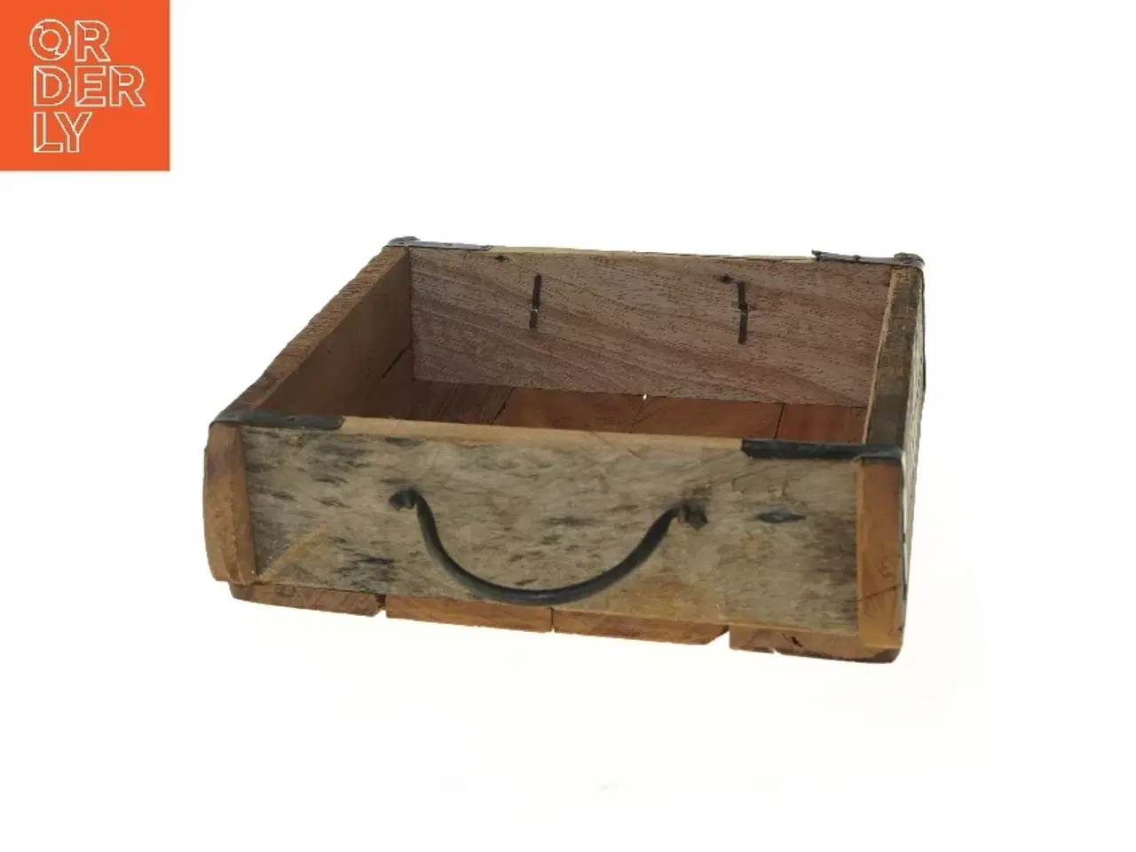 Billede 1 - Træbakke med metalhåndtag (str. 30x26x8 cm)