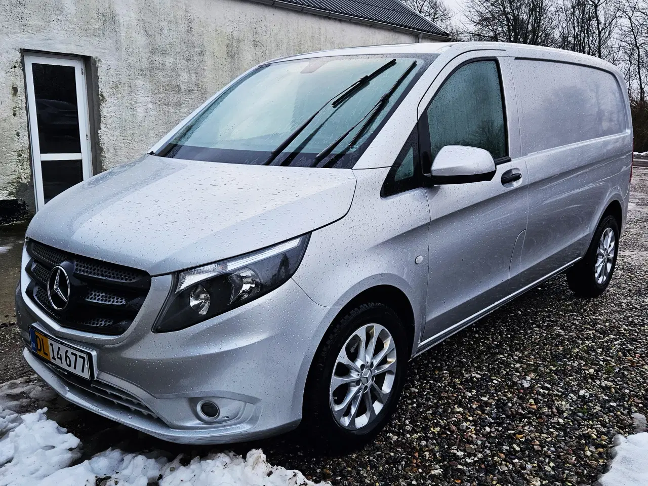 Billede 1 - Mercedes Vito / MOMSFRI / pæn bil / 169.000 km