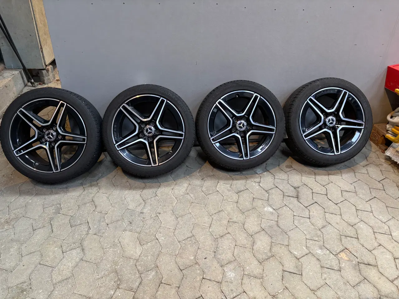 Billede 1 - Orig. Mercedes AMG 18" Alufælge m/split 