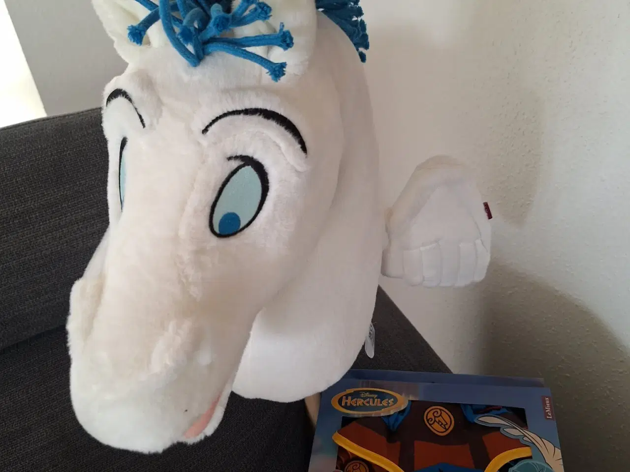 Billede 1 - Skøn Disney-kæphest ( ny ) sælges