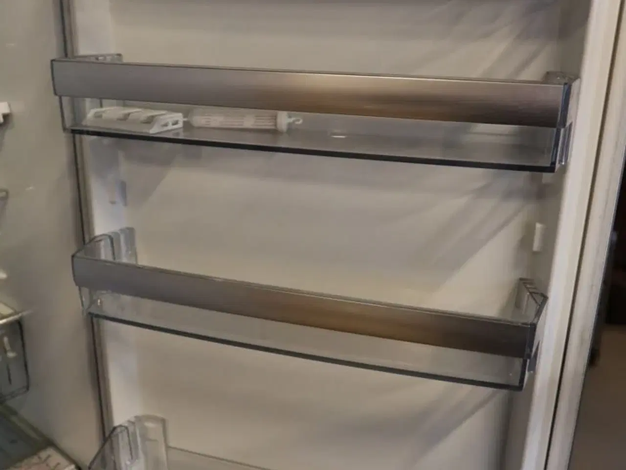 Billede 4 - Køle-/Fryseskab AEG RCB6376BKX