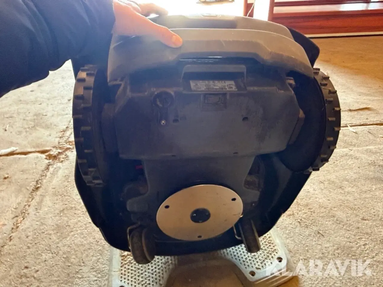 Billede 11 - Robot plæneklipper Husqvarna 520 med ladestation