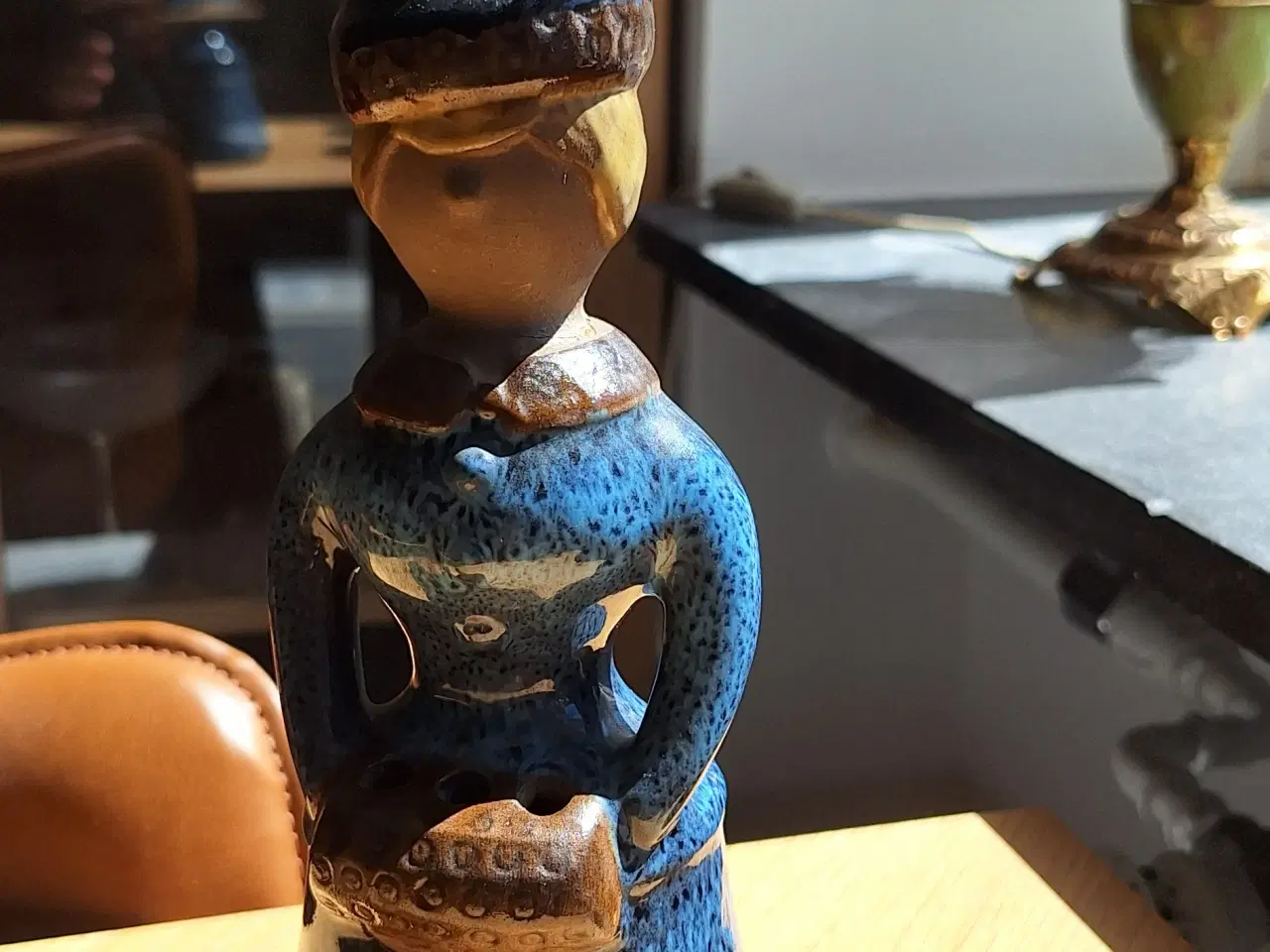 Billede 1 - Keramik figur