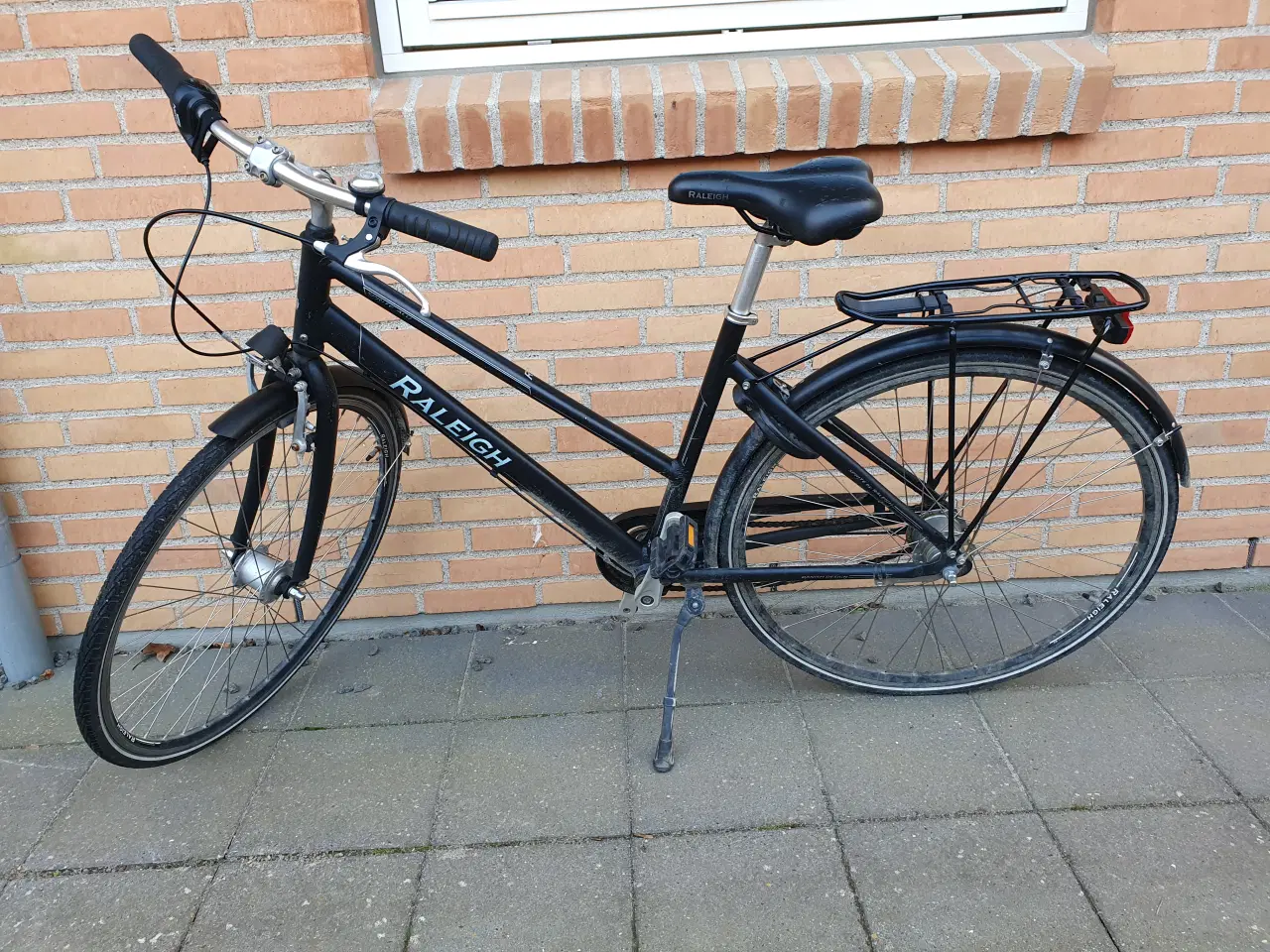 Billede 1 - Raleigh pige/damecykel 