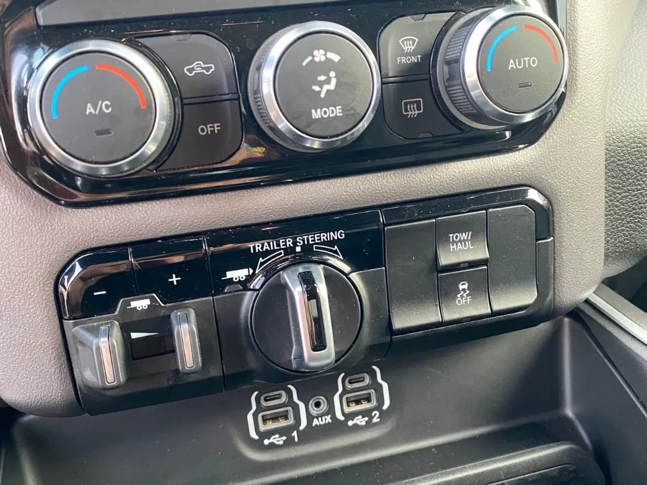 Billede 16 - Dodge RAM 1500 5,7 V8 Hemi Laramie Sport aut.