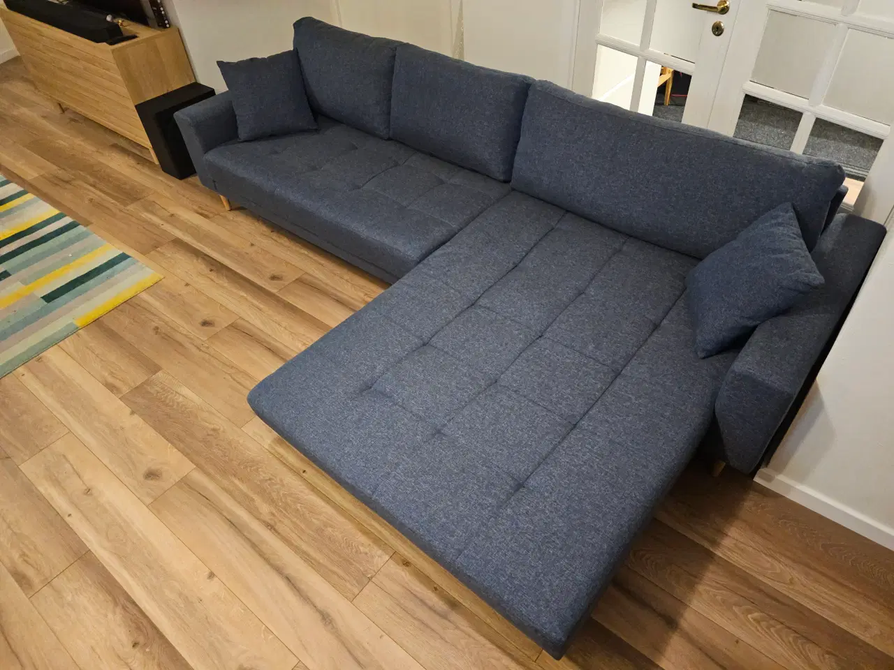 Billede 1 - Højrevendt Chaiselongsofa – God Stand