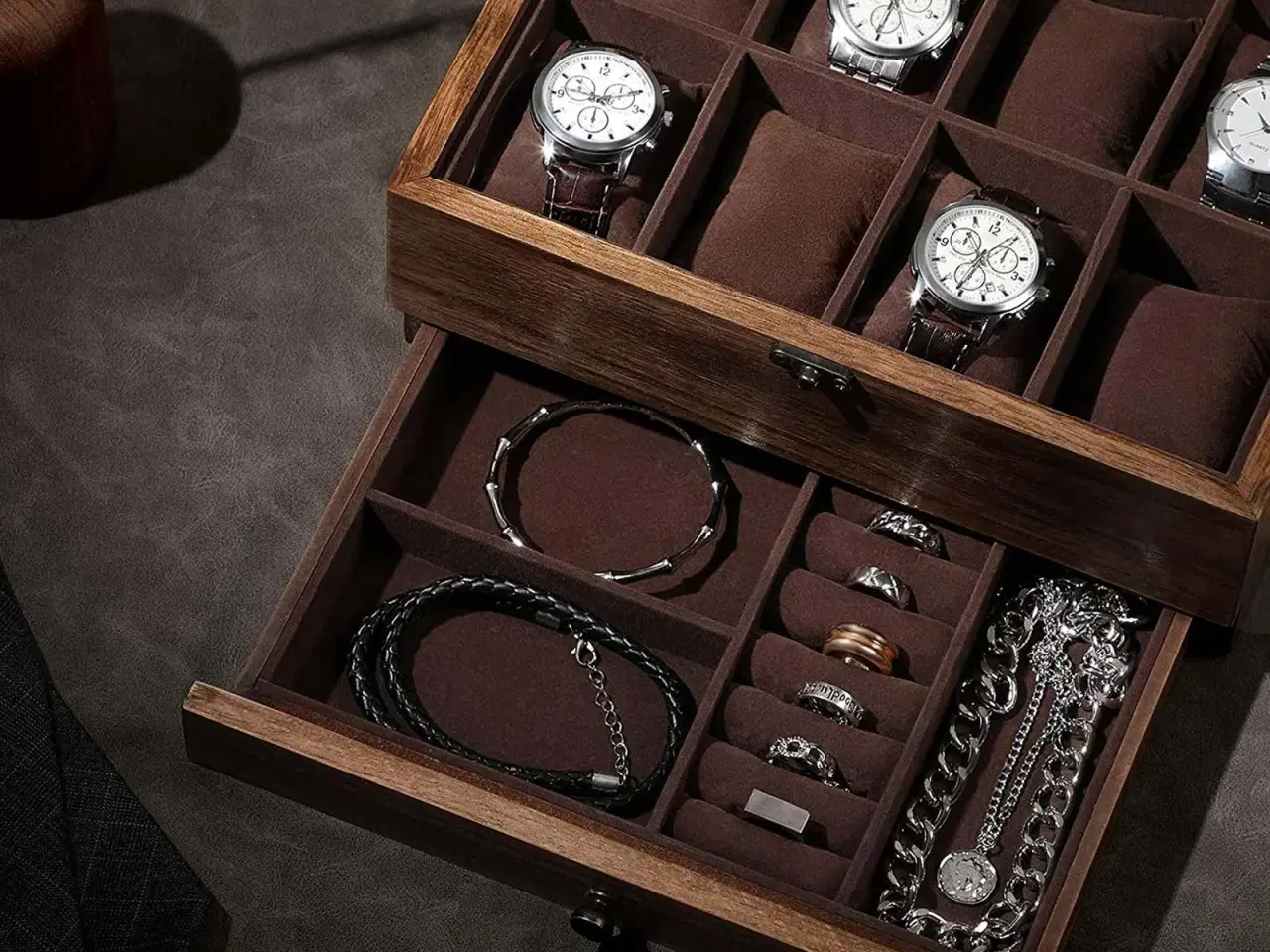 Billede 4 - Urkasse i træ med glaslåg 2 etager, 8 rum, rustik valnød