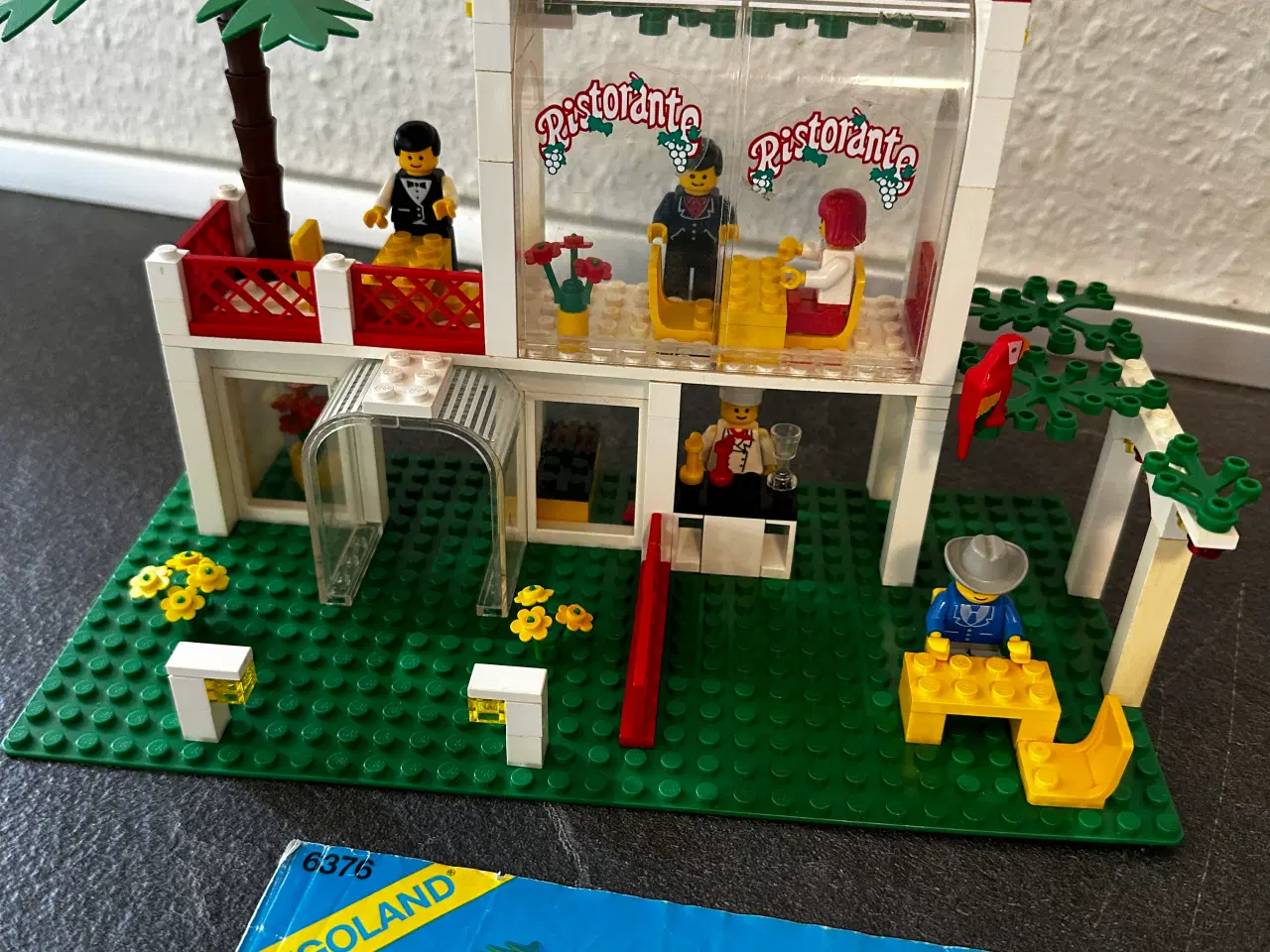 Billede 2 - LEGO System 6376 Breezeway Café
