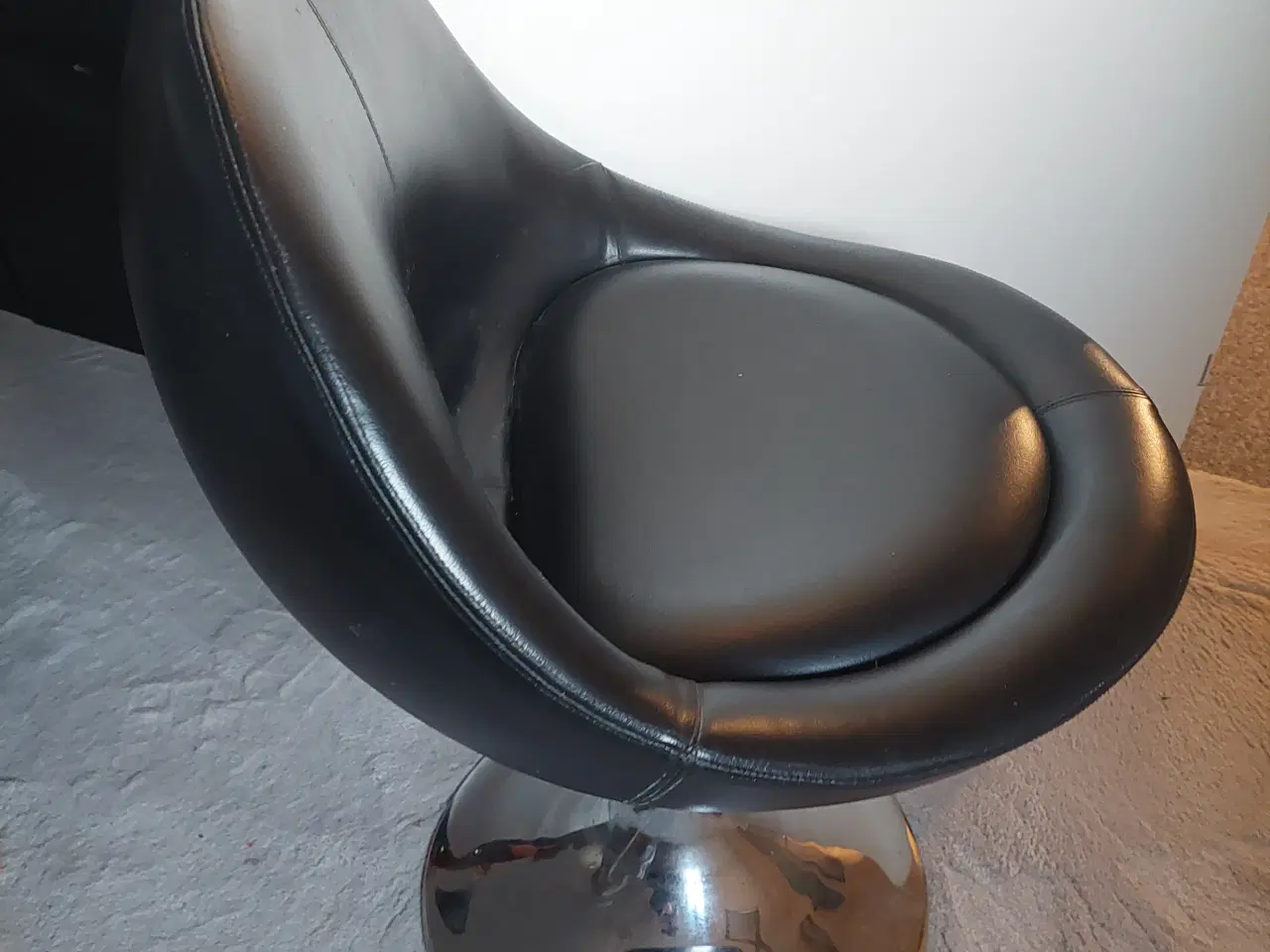 Billede 9 - salon/drejerstol i sort farve