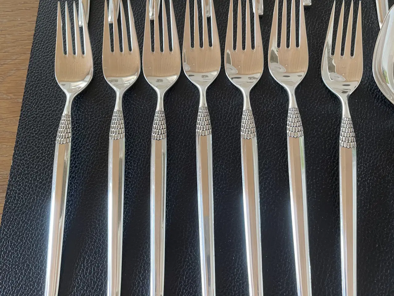 Billede 2 - Cheri sølvplet + 12 knive med træskaft