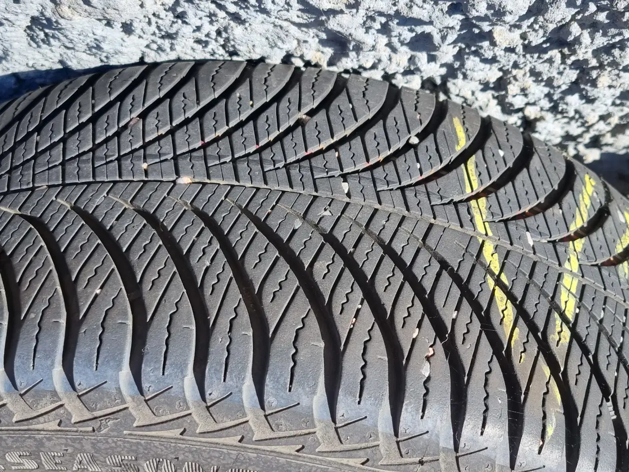 Billede 1 - Dæk og fælge 195/50R15 82H
