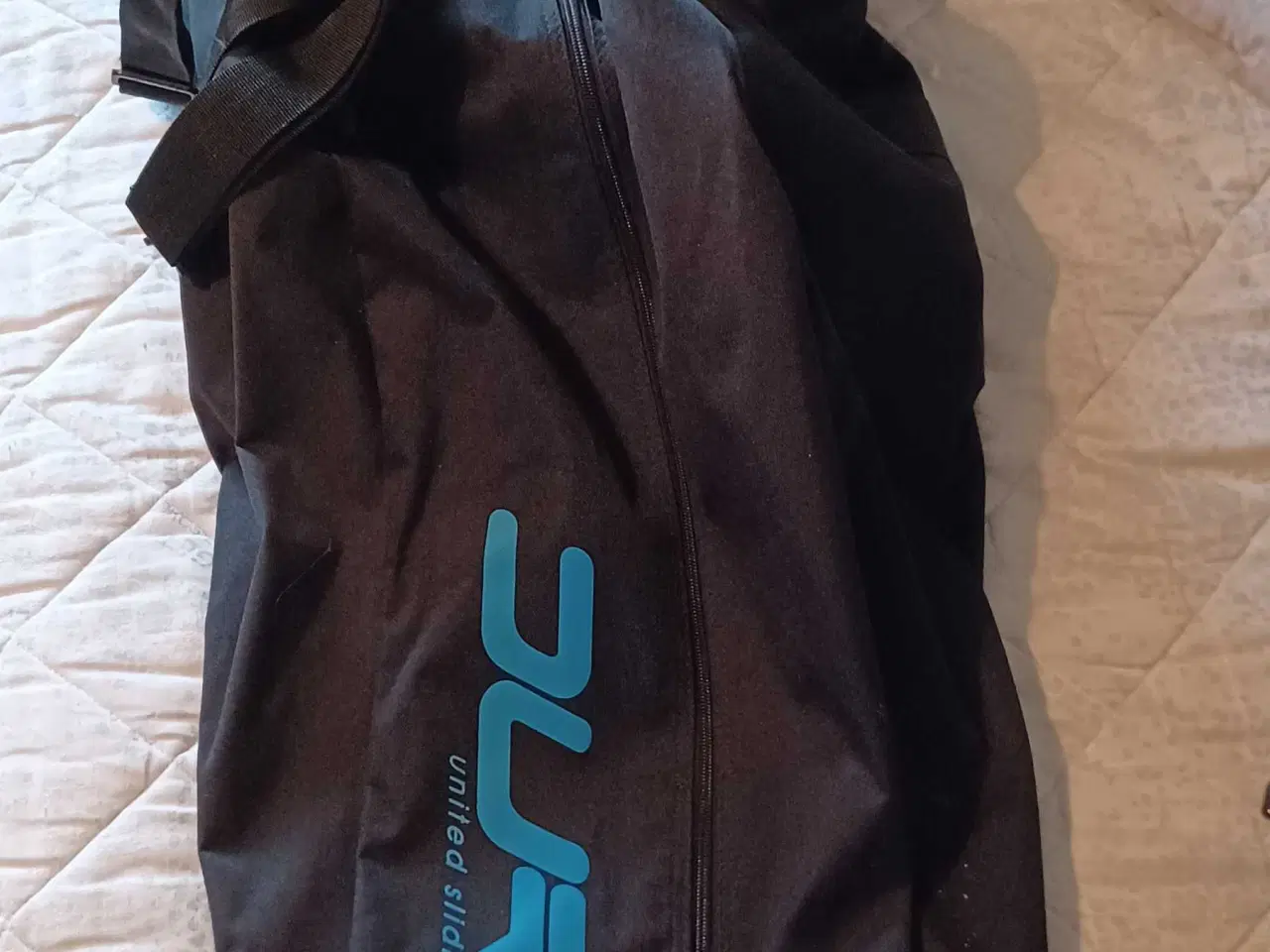 Billede 7 - Snowboard med pose.