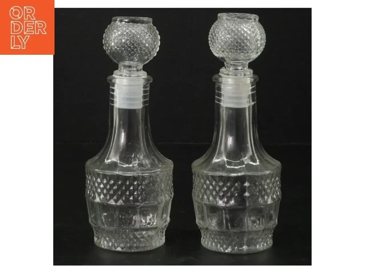 Billede 1 - Glas karaffel med mønster (str. H 15 cm)