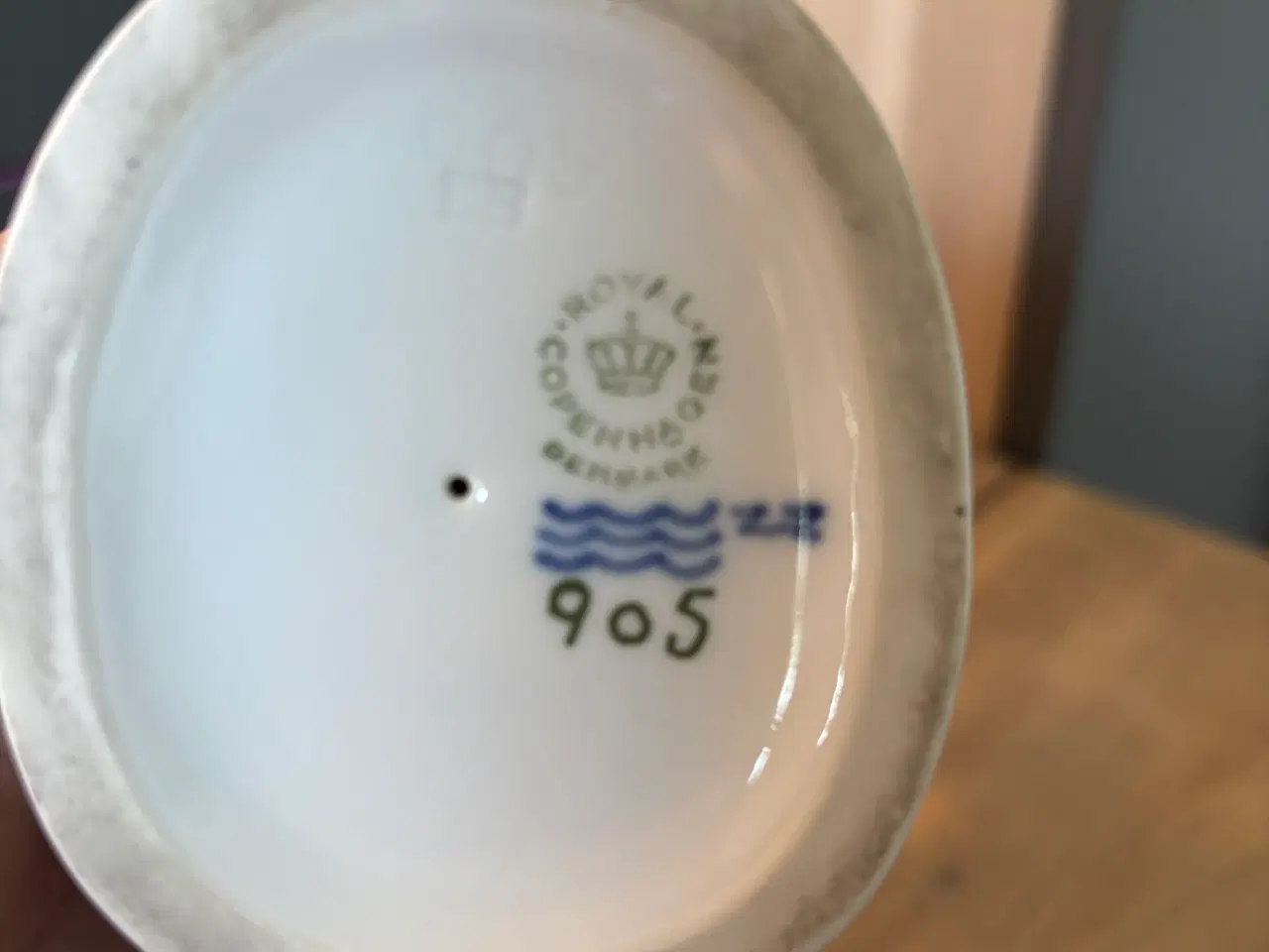 Billede 5 - Royal Copenhagen figur nr. 905, Hyrdedreng 