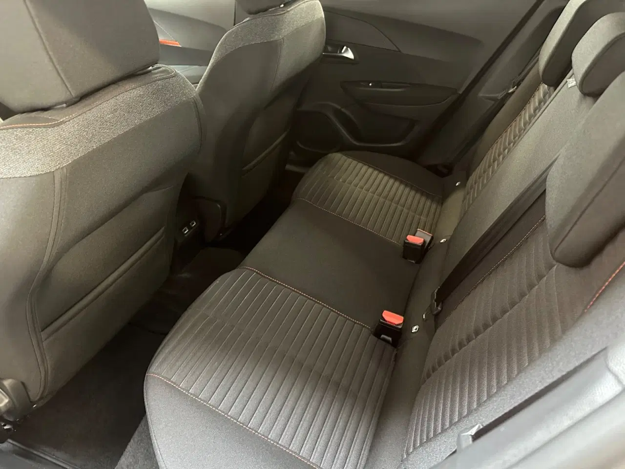 Billede 17 - Peugeot e-2008 50 Active Pack