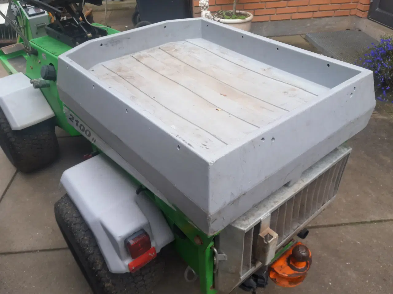 Billede 6 - Egholm kost, løvsuger m.m.