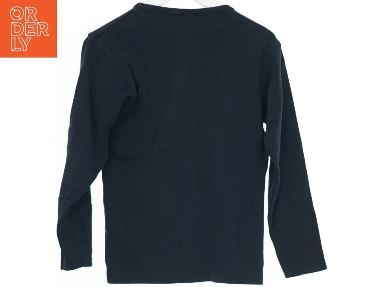 Billede 2 - Sort langærmet t-shirt med orange tryk fra Uni Style (str. 110)