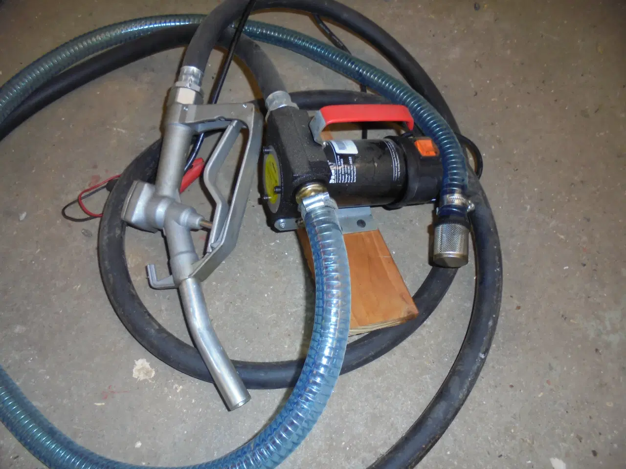 Billede 1 - 12V Dieselpumpe