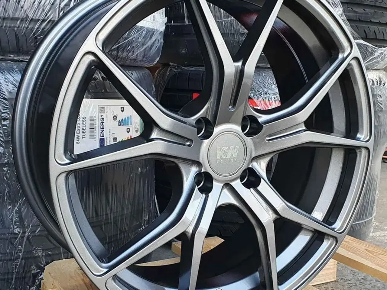 Billede 1 - Alufælge 17" 4x108 til Ford Fiesta- nye
