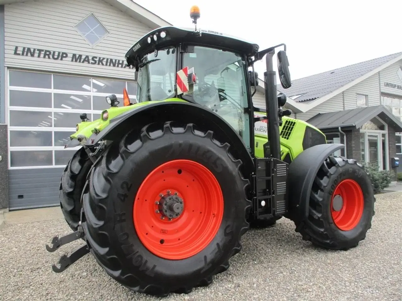 Billede 16 - CLAAS AXION 870 CMATIC  med frontlift og front PTO, GPS ready