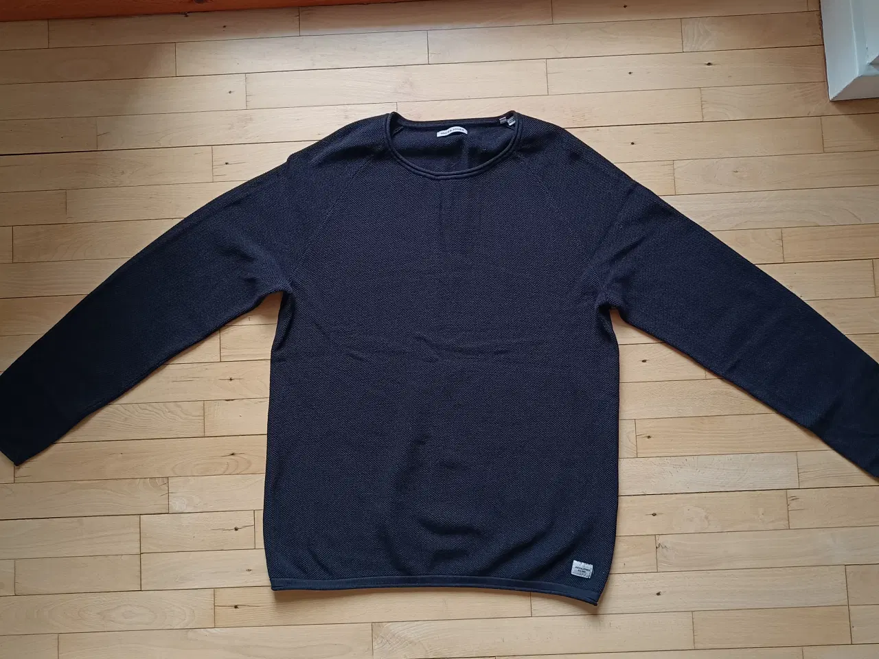 Billede 3 - Jack & Jones strik 3 stk