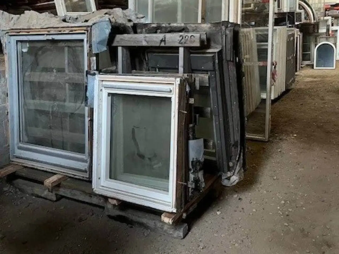 Billede 3 - Vinduer i forskellige størrelser
