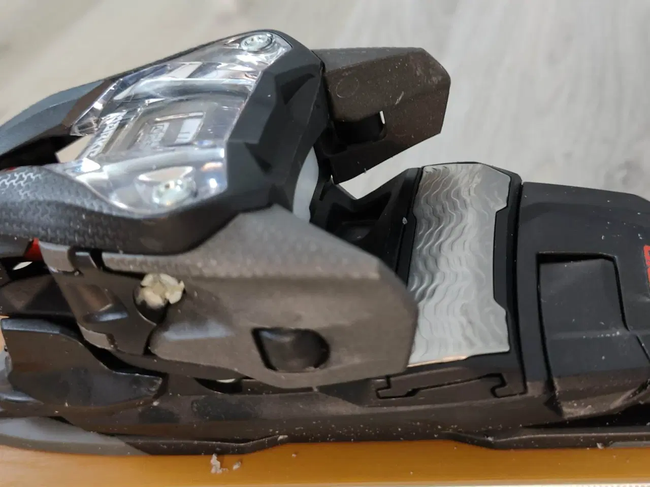 Billede 5 - K2 Disruption 82Ti 23/24 Ski med MXCELL 12 TCx Qui