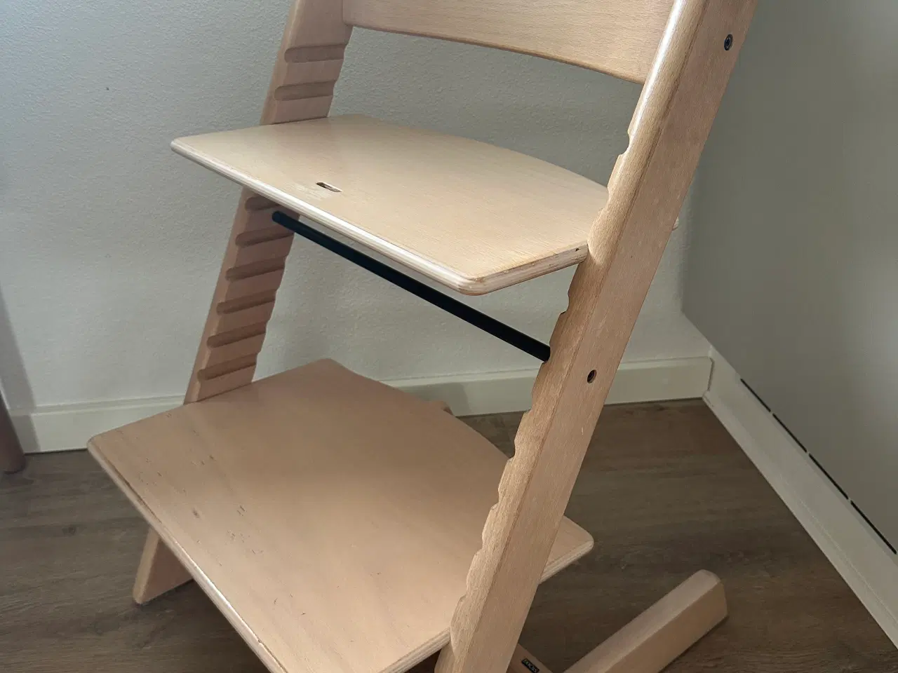 Billede 2 - Stokke stol med bøjle og ren