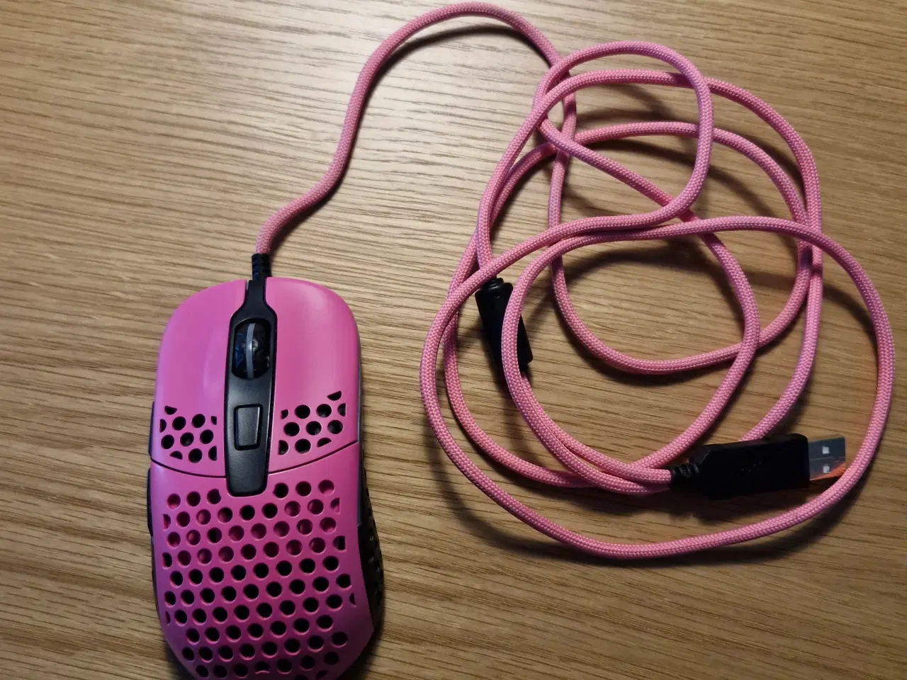 Billede 1 - Gaming Mus Pink Xtrfy M42 rgb