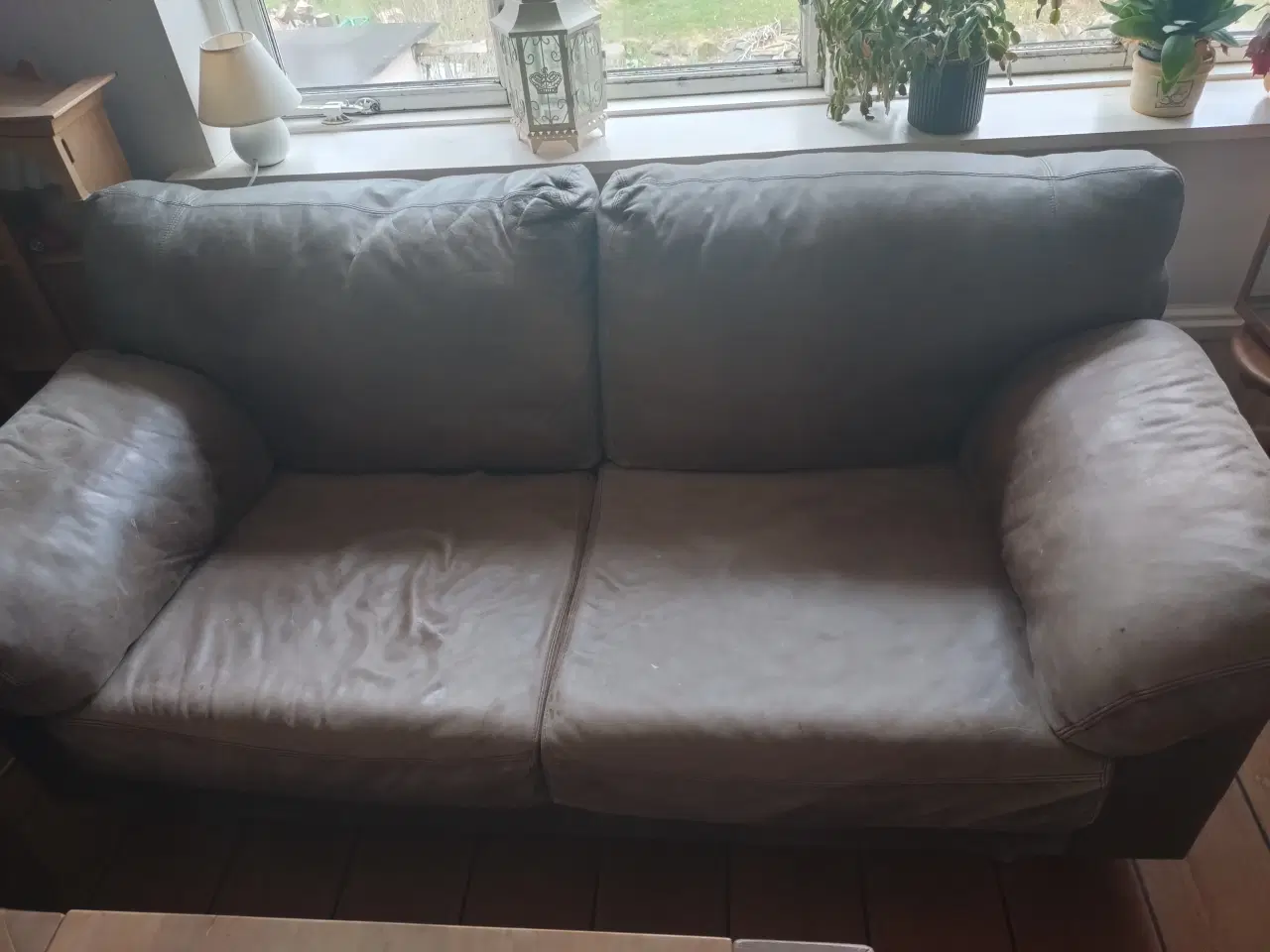 Billede 1 - 2+3 pers. Læder sofa sælges.