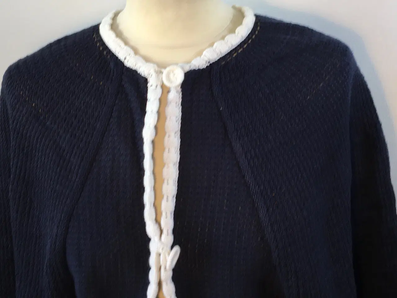 Billede 2 - Paul & Joe, cardigan, str. 38