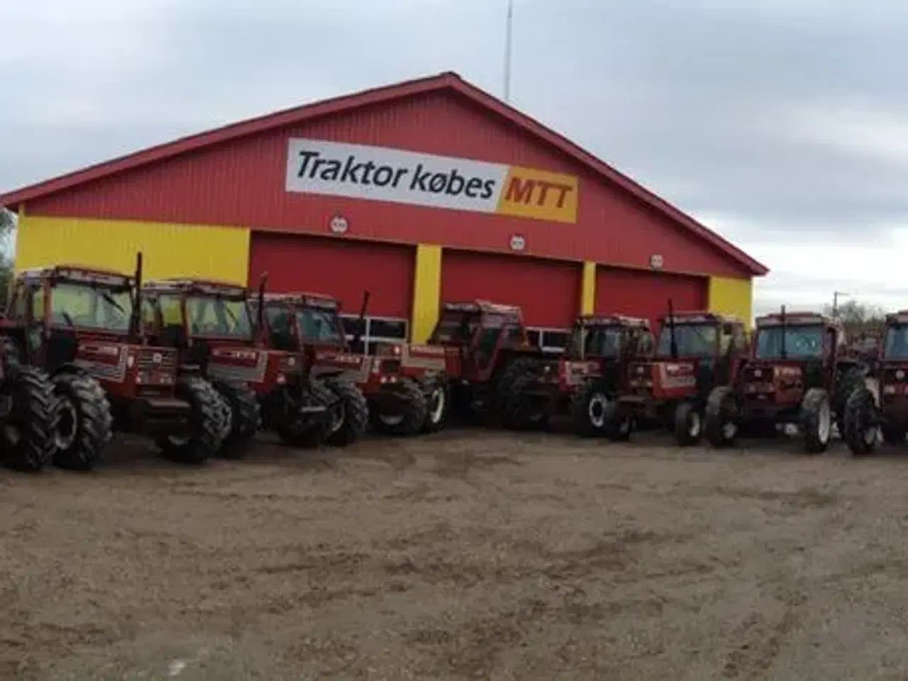Billede 7 - Traktorer og entreprenørmaskiner købes !!!