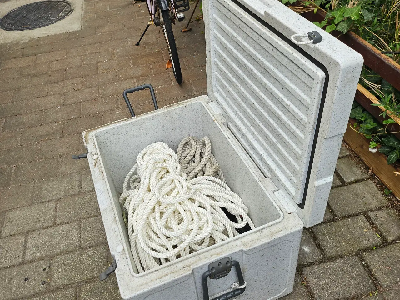 Billede 4 - køle-/is boks/sæde, uden tovværk