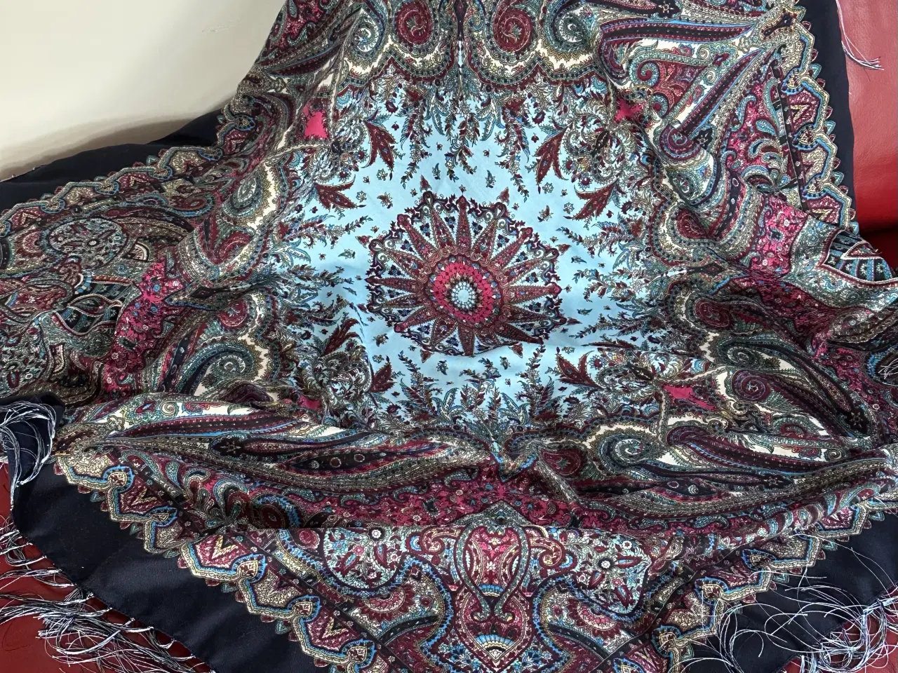 Billede 10 - To store retro uldsjal fra Rusland i flot stand