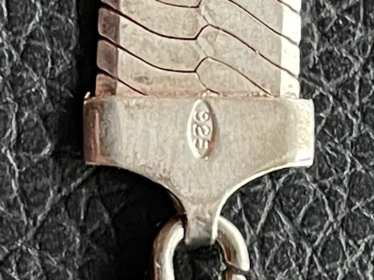 Billede 6 - bred Herringbone sølvhalskæde