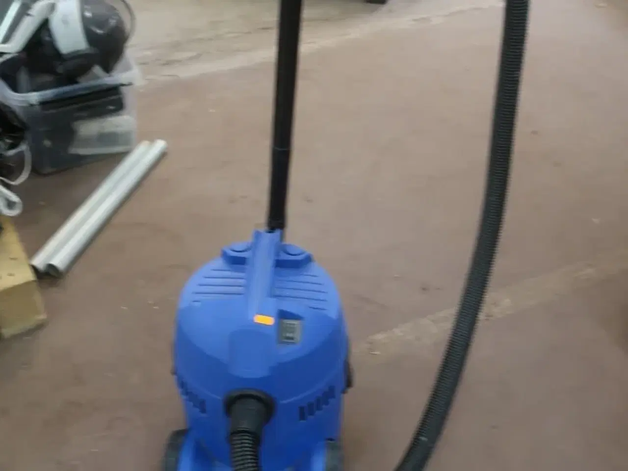 Billede 1 - Støvsuger NILFISK BUDDY