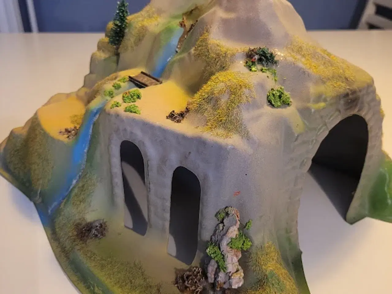 Billede 6 - Tunnel/bjerg til modeltog