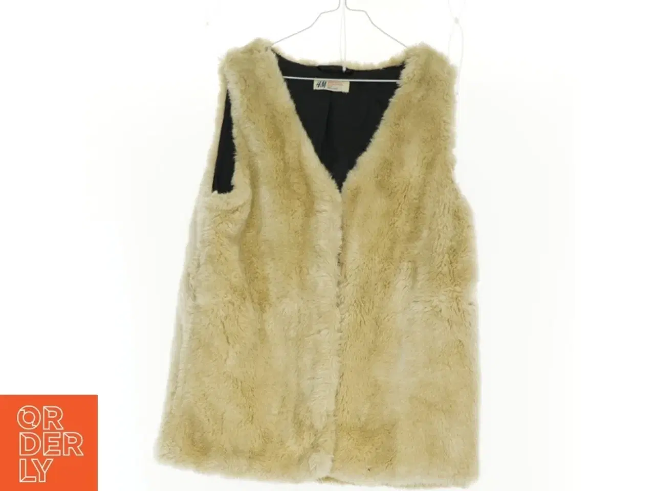 Billede 1 - Vest i fake fur fra H&M (str. 146 cm)